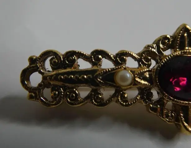 The Bar 1928 Gold Tone Brooch Purple Oval Rhinestone Seed Faux Pearl Filigree Pin