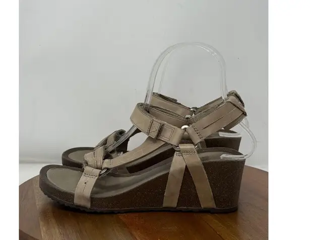Teva Womens Ysidro Sandals Wedge Heel Ankle Strap Adjustable Beige Size 6.5