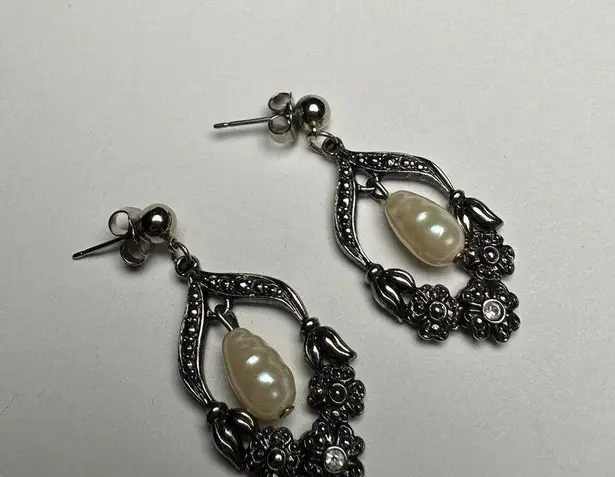 Avon Silver Tone Faux Pearl Rhinestone Pierced Dangle Drop Earrings