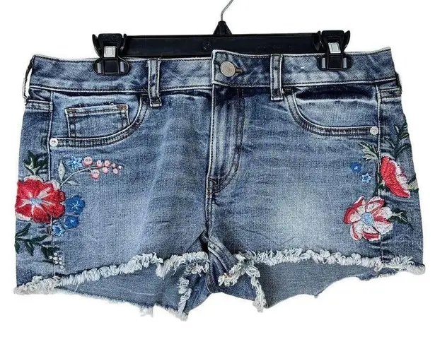 EXPRESS  Relaxed Low Rise Embroidered Floral Denim Shorts Size 8