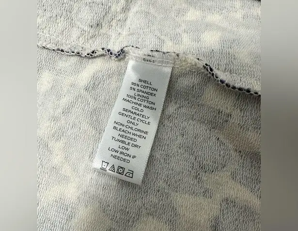 Isaac Mizrahi NWOT  ButtonUp Cardigan Small