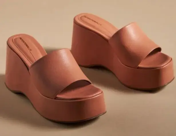 Intentionally Blank Tiba Terracota Platform Slip On Sandals EU 39 / US 8.5