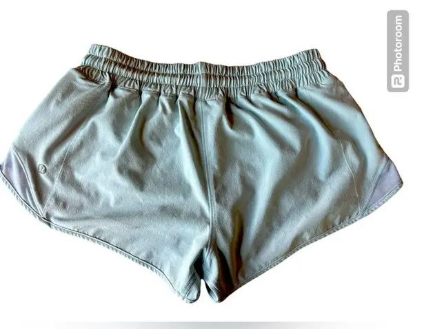 Lululemon 2.5 Low Rise Hotty Hot Lined Shorts