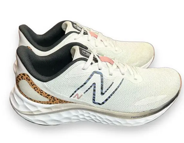 New Balance  WOMENS FRESH FOAM ARISHI WARISGW4 V4 SIZE 8 B RUNNING SHOES‎