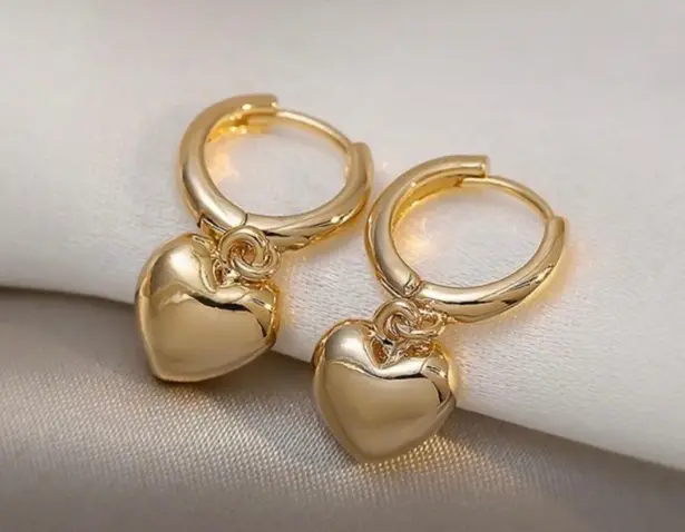 18K Gold Plated Love Heart Dangle Drop Earrings for Women