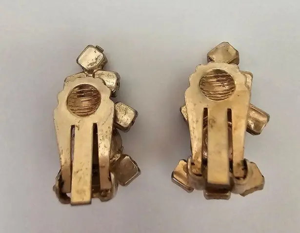 Aurora Borealis AB Rhinestone Gold Tone metal Clip