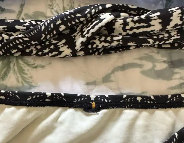 ViX Tapajos Bandeau Bikini Set M Black Red Detail Detachable Strap Size M thumbnail 7