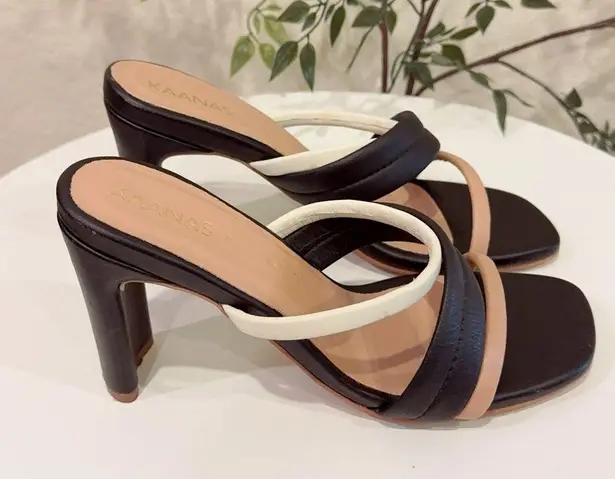 Kaanas Umbria Contrast Strappy Heel Black Size 6 NWOT Summer Tan