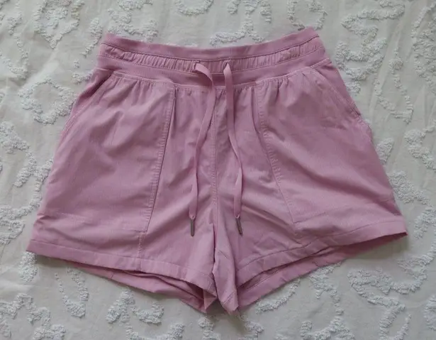 Lululemon  Dance Studio Shorts High-Rise 3.5" - Image 1