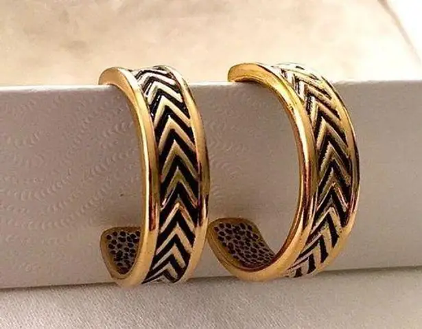 BARSE Bronze Hoop Earrings With Black Herringbone Accent