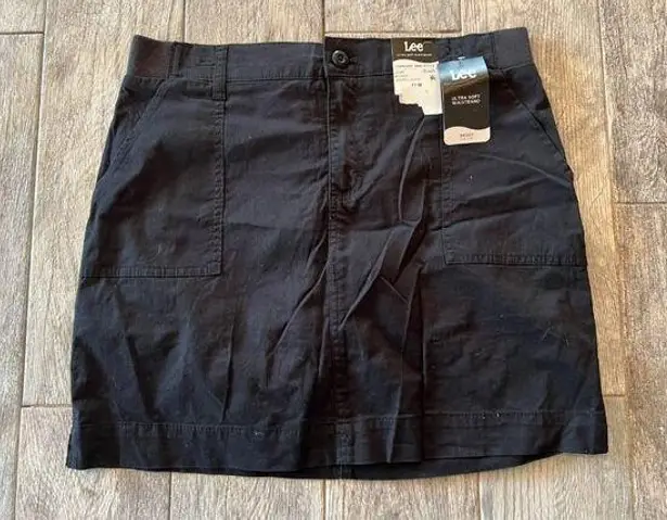 Lee NWT  Skort Womens size 12 Pockets Pickleball Tennis Skirt and Shorts Black