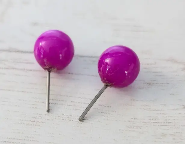 Vintage Stud Earrings Neon Fuchsia Ball 3/8" Pink