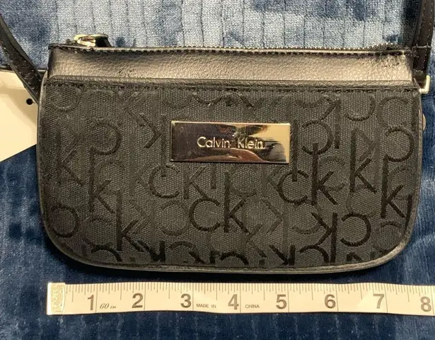 Calvin Klein NWT Vintage  Black Mini Purse Pouchette Wallet Wristlet NEW