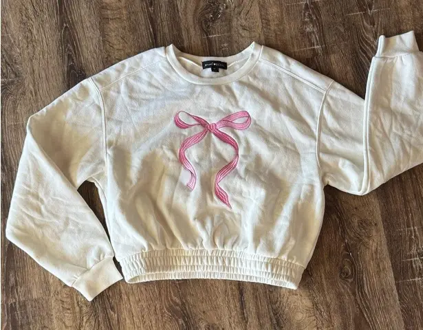 Social Scene Coquette Bow Crewneck Size Medium Cream Pink