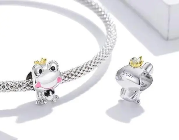 S925 Sterling Silver Gentle Frog Charm