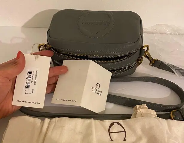 Etienne Aigner - Adeline Mini Ca Double Zip Crossbody Camera bag โslateโ gray ๐