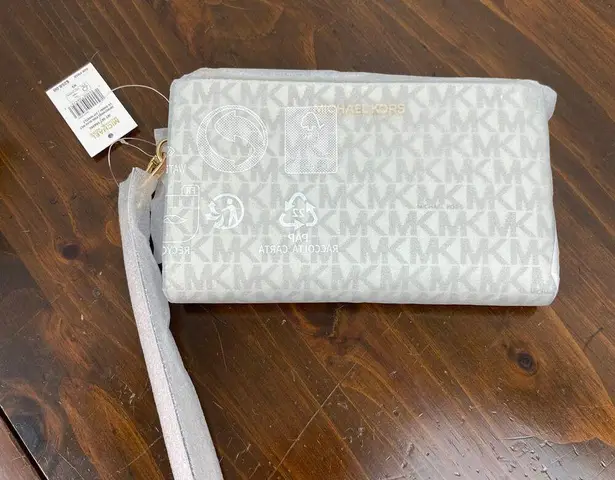 Michael Kors Signature Powder Blush Jet Set Large Double Zip Wristlet Pink