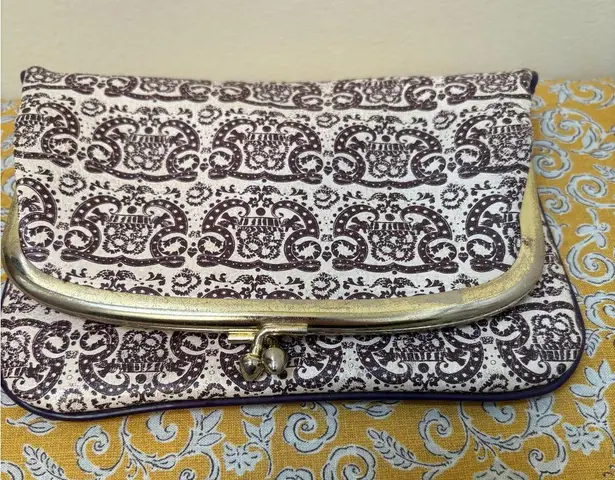 Vintage Gold Over Clutch Bag Vinyl White