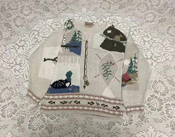 Amazing Y2k wool rich hand knit vintage sweater size small