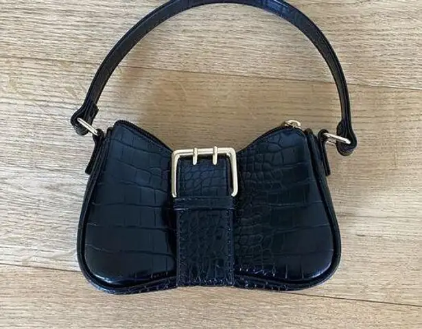 Pretty Little Thing  Black Croc Buckle Mini Shoulder Bag in Black and Gold