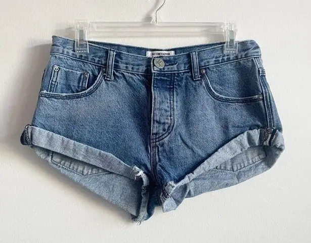 One Teaspoon  Size 26 Bandits High Rise Button Fly Cuff Hem Jean Shorts