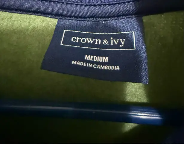 Crown & Ivy  Men’s Medium Olive Green Fleece Vest