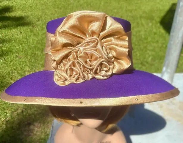 Grace Vintage New With Tags Dead Stock Purple Gold Church Funeral Derby Hat