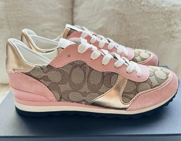 Coach NIB  C142 Sig Jacq Runner Sneaker Size 6/36 Khaki/Petal LDL Pink/Rosegold