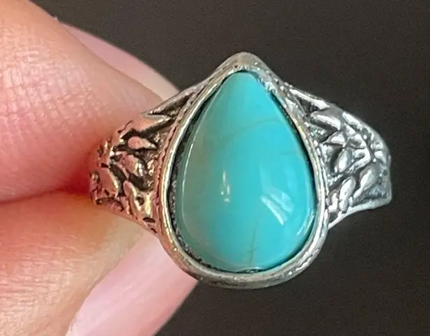 Water drop turquoise stone ring