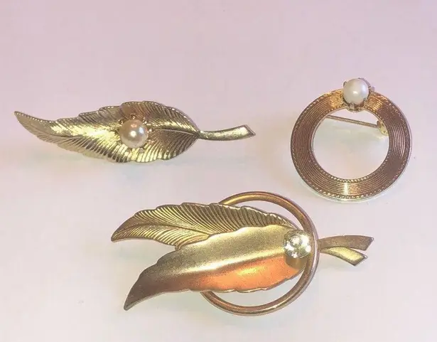 Lot of 3 Vintage Gold Tone Faux Pearl Leaves & Round Brooch Shoulder Pins