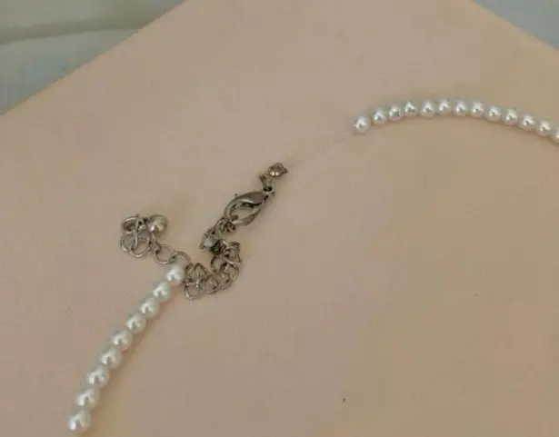 Pearl & Crystal Drop Necklace Vintage “Hedy” Simple Classic Elegant Feminine White