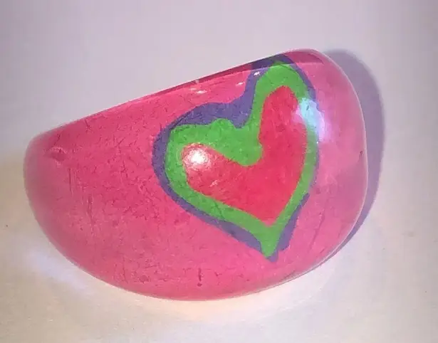 Size 6.5 Pink & Red Resin/Plastic Boho Dome Heart Ring