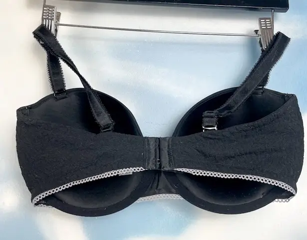 b. tempt’d NWOT push up bra Black Size undefined