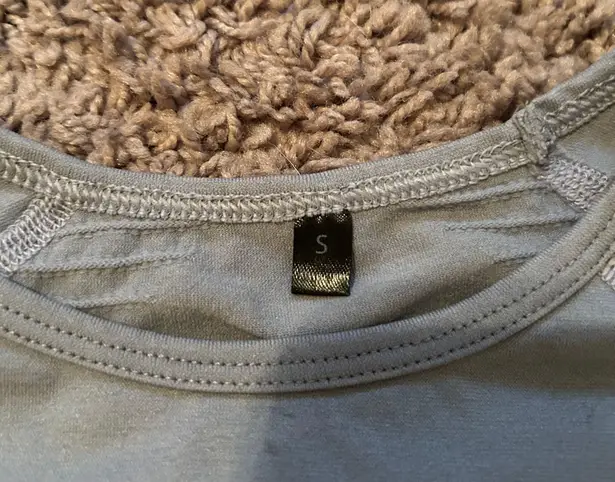 Alphalete ‼️ Amplify Long Sleeve Crop‼️