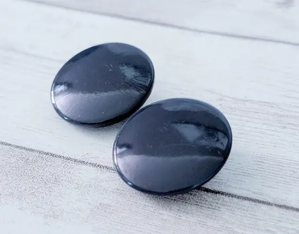 Vintage Clip On Earrings Navy Blue Retro Circle 1"