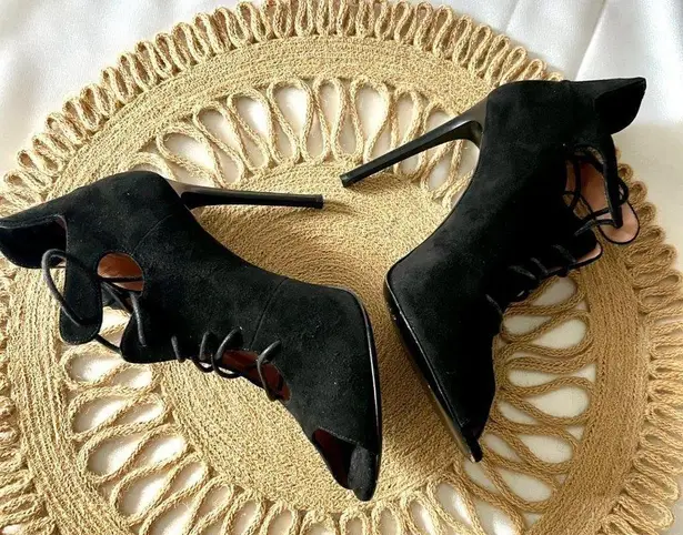 Roland Mouret Suede Black Open Toe Heels in Size US 6