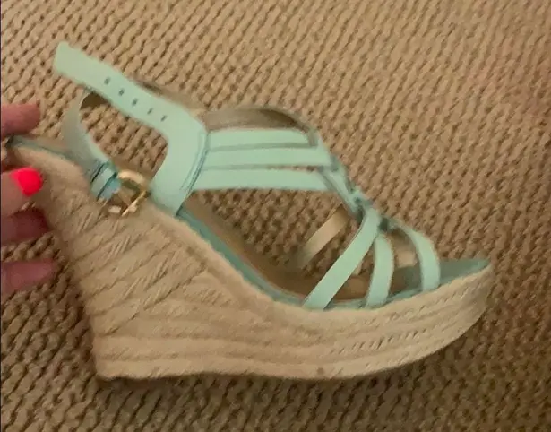 Guess  mint wedges