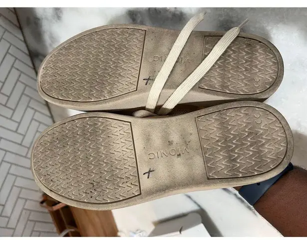 Vionic Women’s Winny 2 Lace-Up Sneakers Size 8 Natural Gold Arch Support Shoes