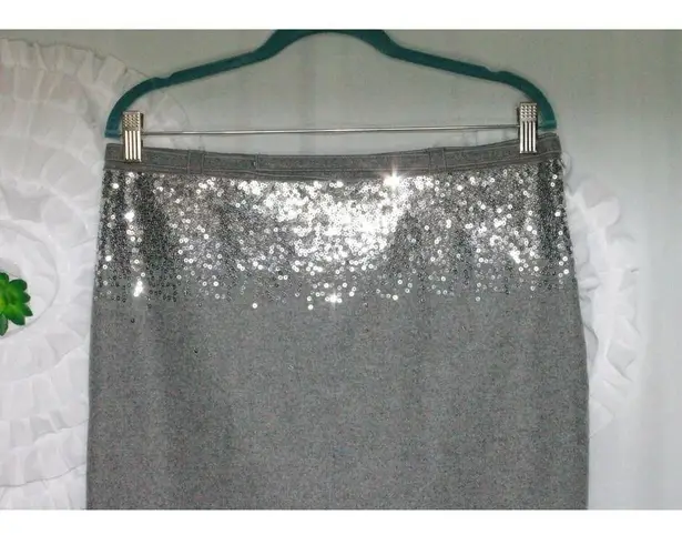 Susana Monaco Pencil Skirt Wool Blend Gray Embellished Sequins Size 8 Lined