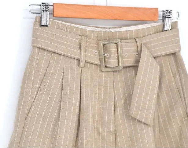 Amour Vert NEW Pleated Trouser Shorts Belted Neutral Cream Stripe Women's 0