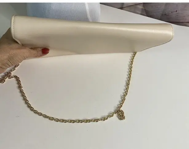 Jessica McClintock Purse Clutch Envelope Beige Faux Leather Formal Casual Chain