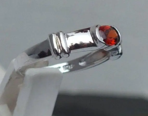 Sterling Silver 925 Petite Garnet Birthstone Ring