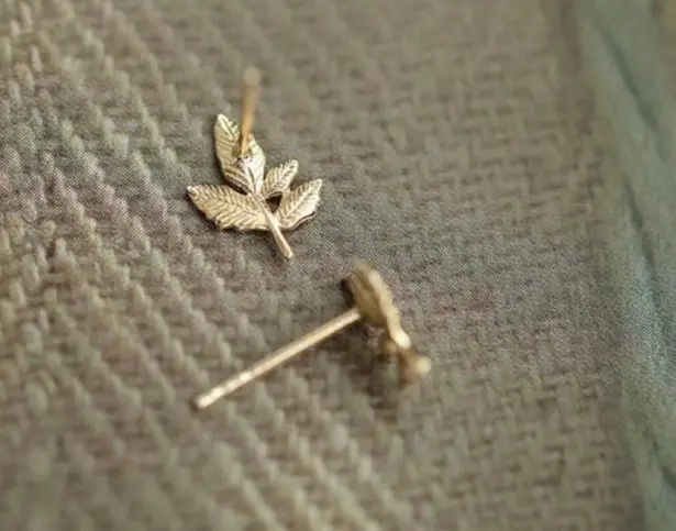 18K Gold Plated Small Tiny Gold Leaf Stud Earrings for Women,Leaves Earrings