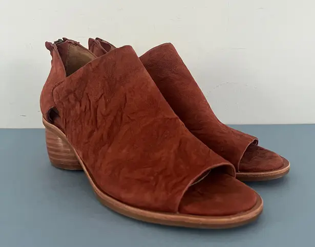 Sofft Carleigh Brick Leather Peep Toe Cutout Sandal Booties Brown Size 6