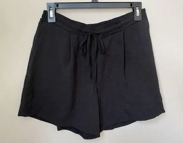 CeCe BRAND NEW Womens Casual Lightweight Drawstring Shorts in Black, Size: Small