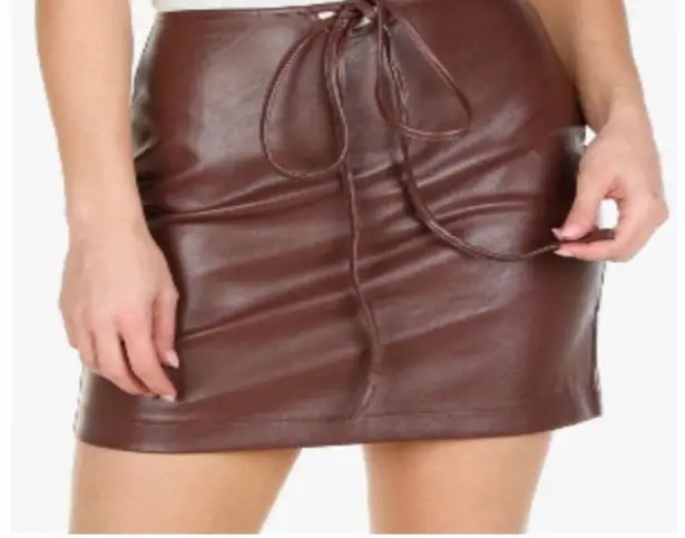 Le lis NWT  faux leather mini skirt