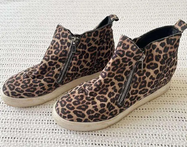 Soda Zip Platform Leopard Print Womens Sneakers Size 9