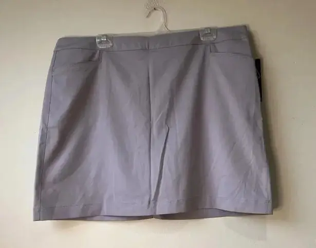 PGA Tour PGA Tour Women's Golf Skort size 18 athletic Light Gray Color Sunflex 50 NWT