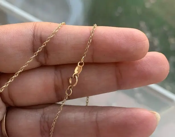 14k Gold Peridot Necklace with Loose Style Rope Chain