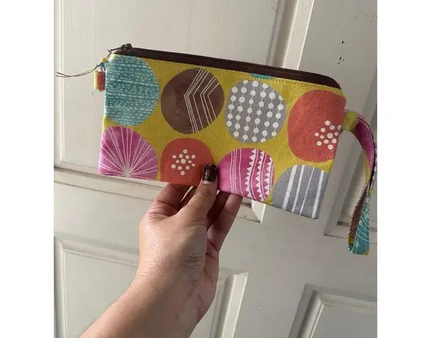 Braveri NWT Handmade Made In Hawaii Art Deco Wristlet Key Fob Pouch One Size Yellow